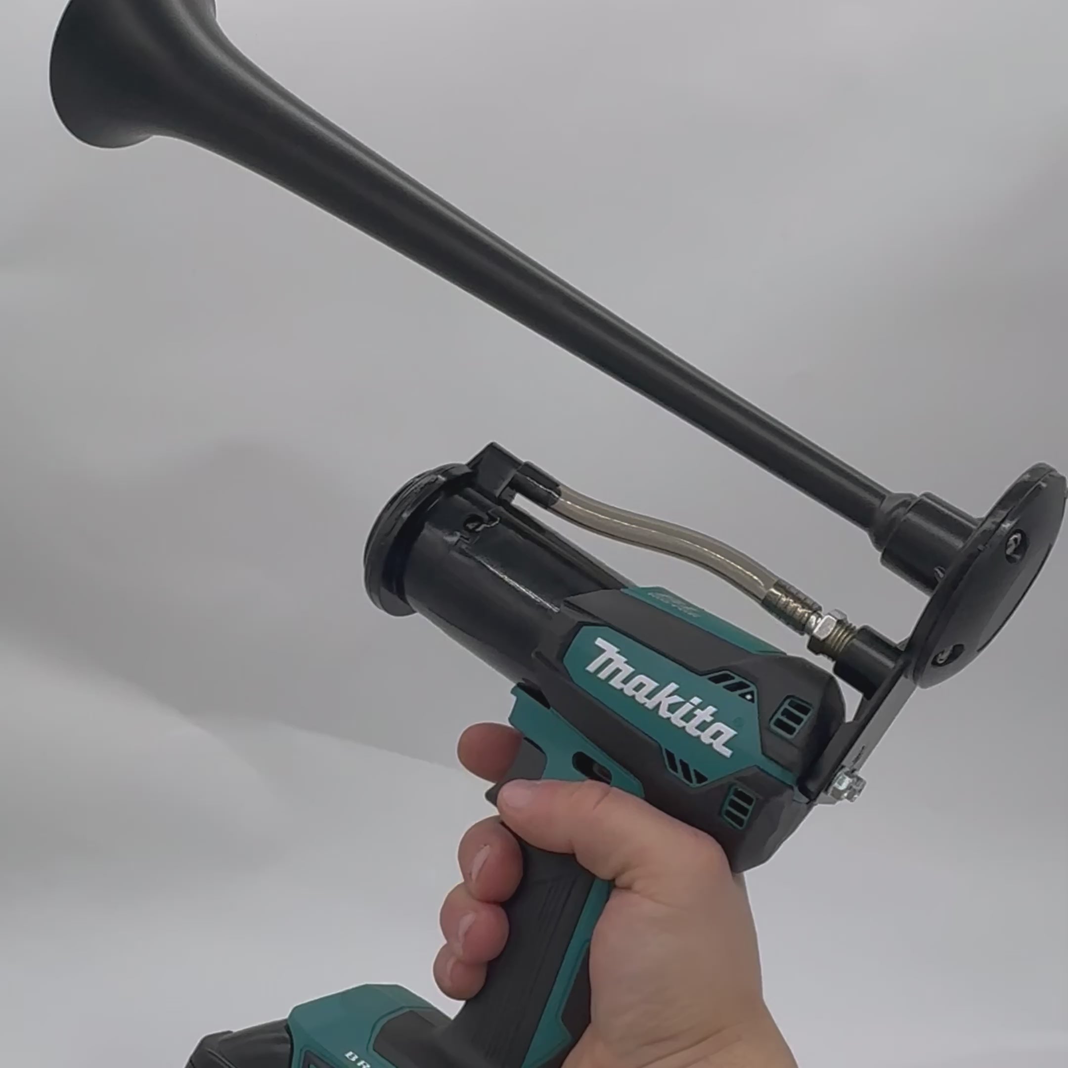 Cargar vídeo: Bocina de tren de impacto único Makita 